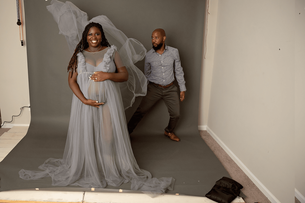 HOLIDAY STUDIO SESSIONS