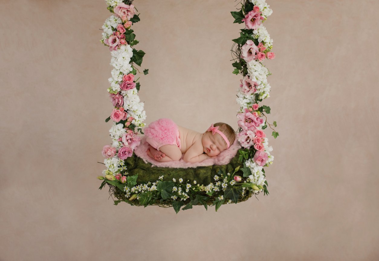 Zebulon Newborn Photographer – Capturing Sweet Beginnings