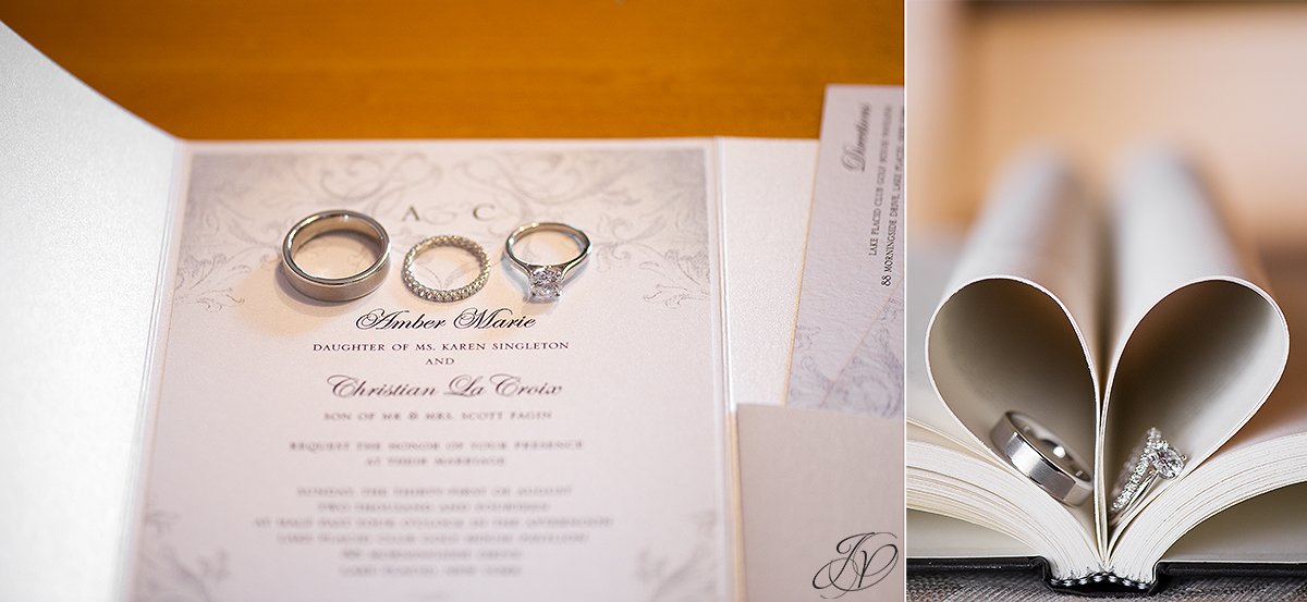 photo of wedding rings in heart, beautiful wedding rings