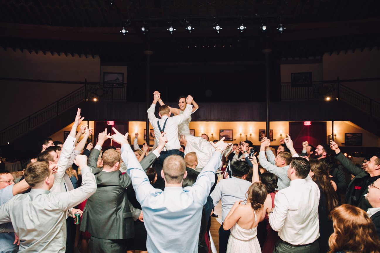 Booking a wedding DJ