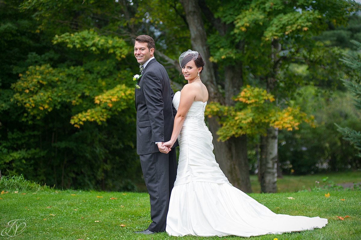 moment before first look between bride and groom
