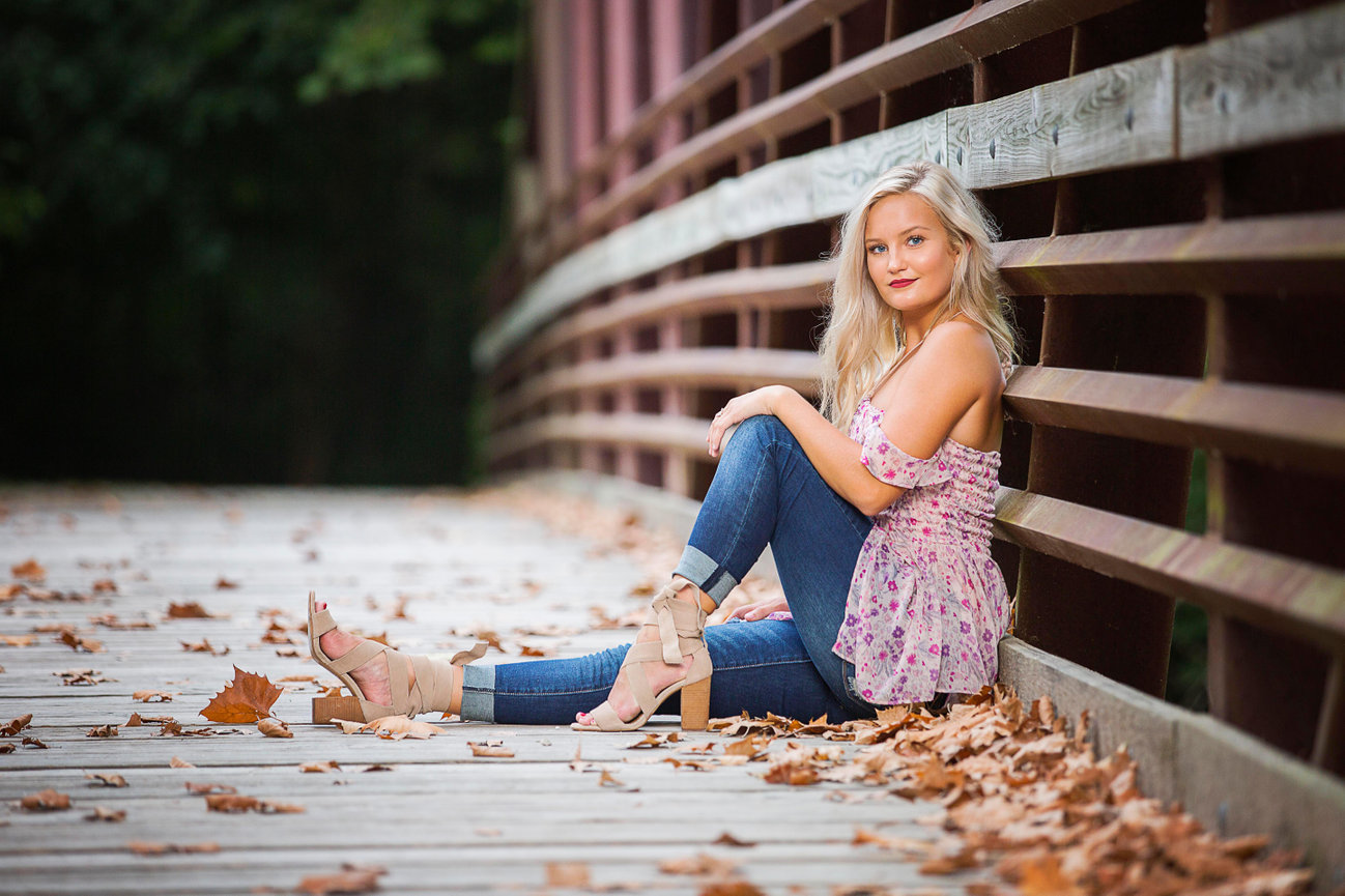 Senior Session Scheduling: Navigating the Seasons for the Perfect Photoshoot