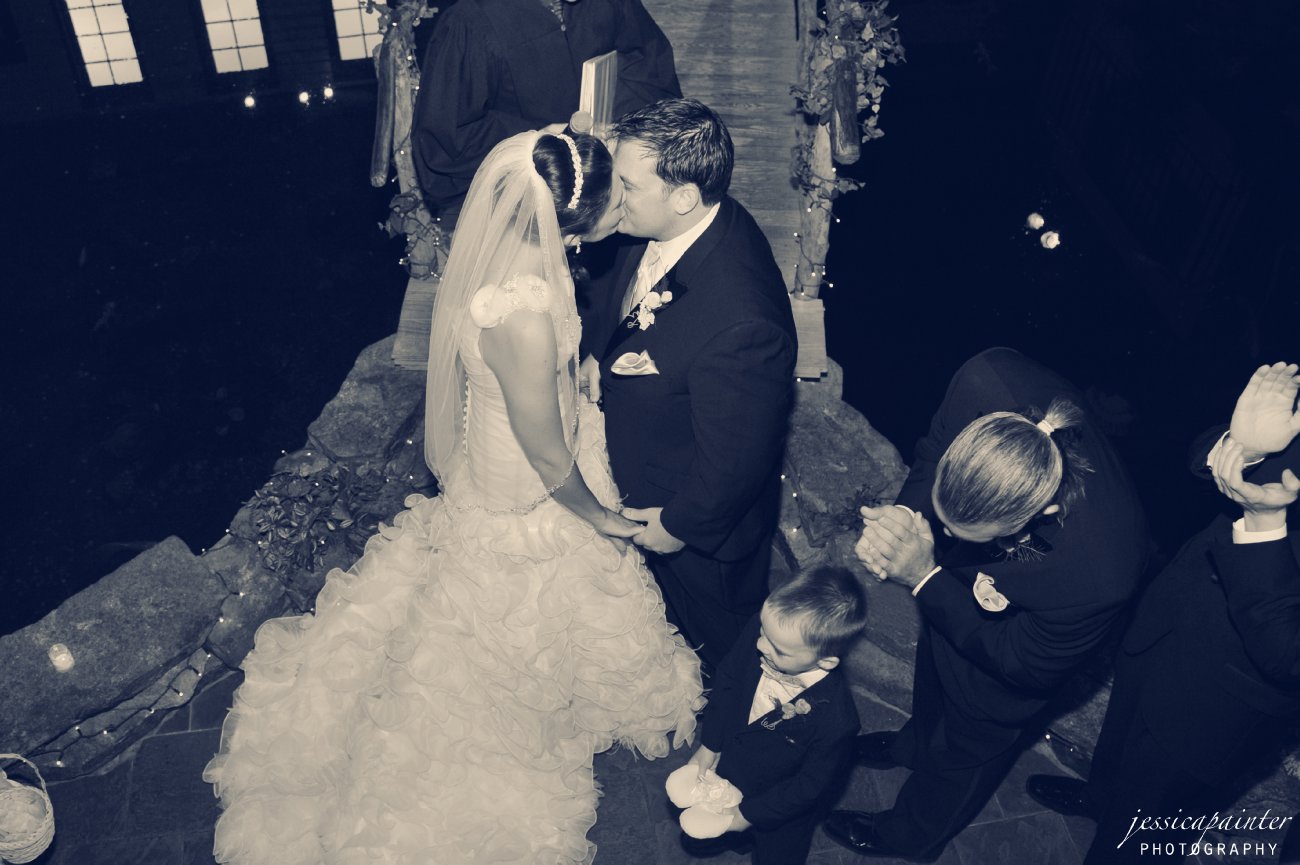 First Kiss, Wedding Photography, Longfellows, Saratoga, NY