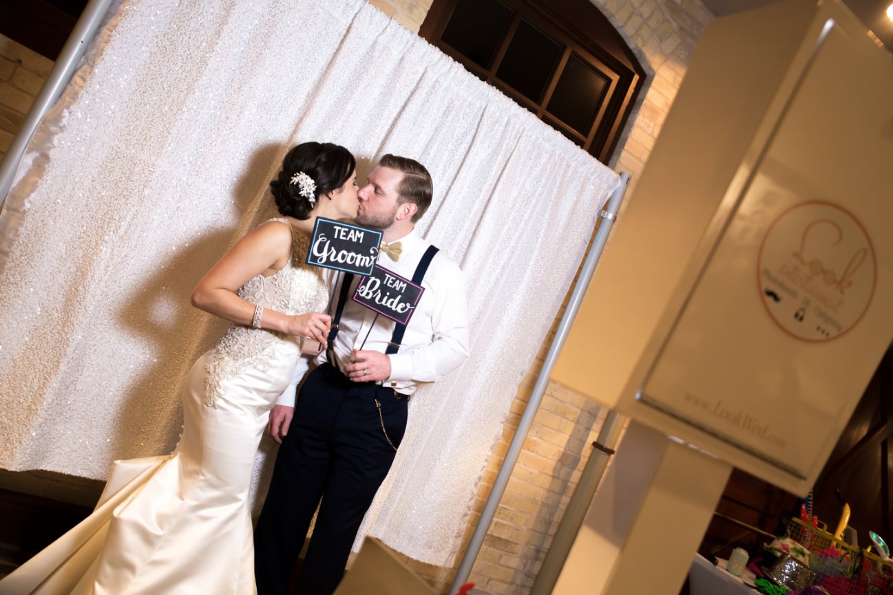 Planning to book a wedding photo booth