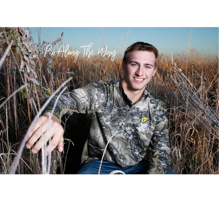 Clinton Iowa Senior Pictures, Pix Along The Way, Greg, Prince of Peace