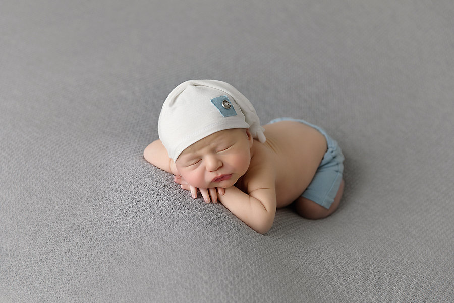 Beautiful newborn baby boy, Santa Monica Newborn Photographer