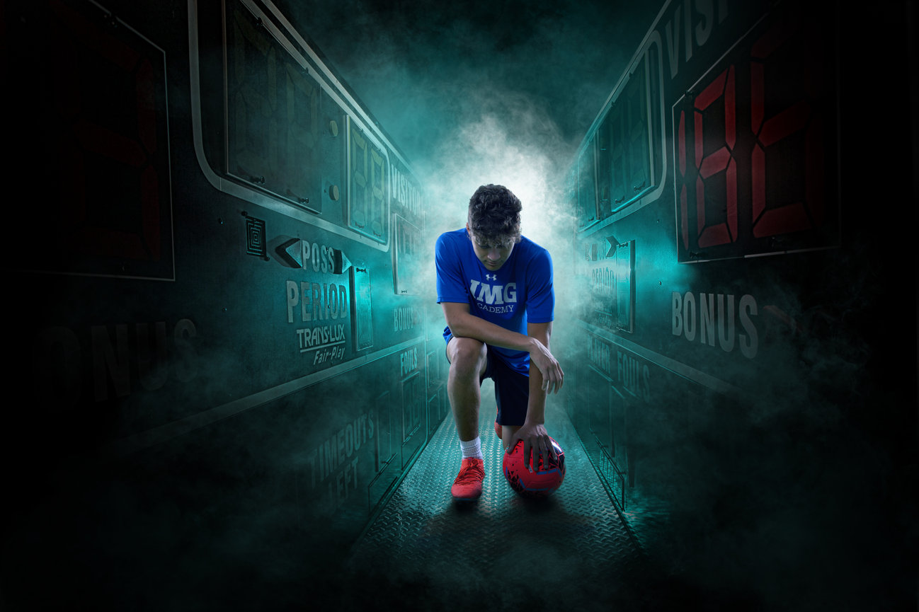 Senior Session Scheduling: Navigating the Seasons for the Perfect Photoshoot