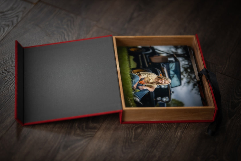 Class of 2024 Senior Portraits from Icon Studio Portrait Design