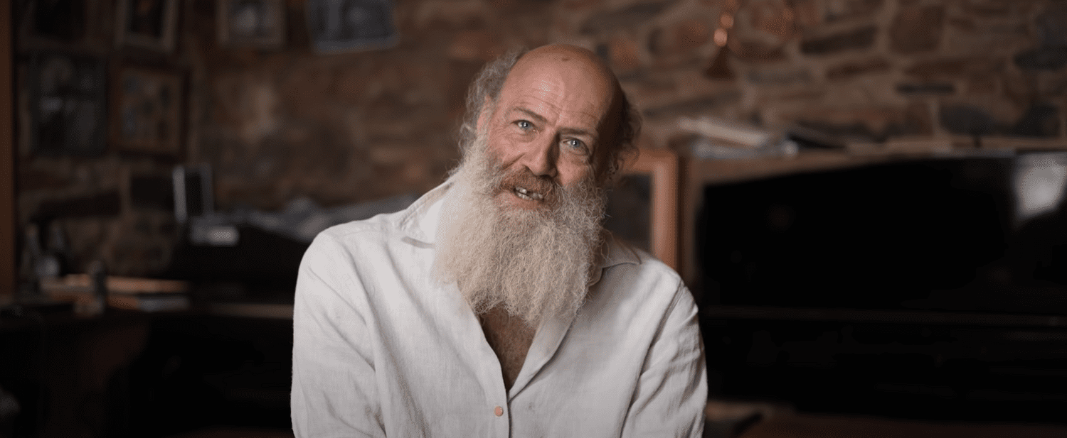 Clarity Content: Why Brands Stall Without a Narrative Spine