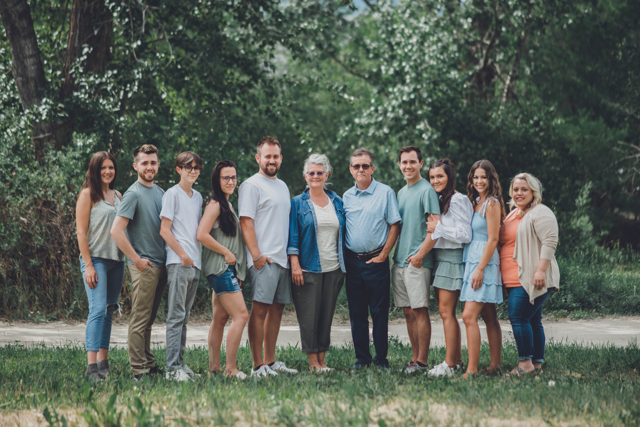 Taylor Family Family Photos in Salmon Idaho Family Photographer