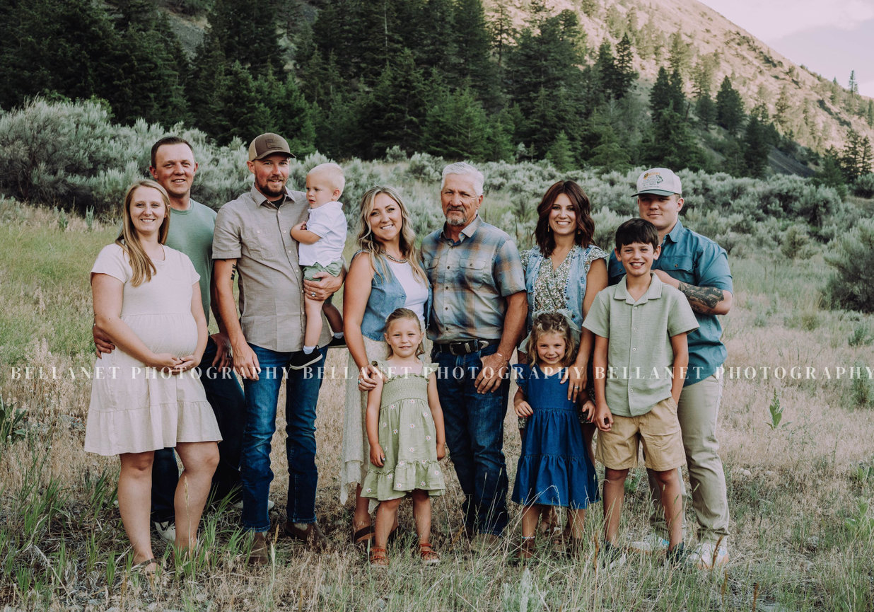 Nick and Eva Sweet Water Hollow Salmon Idaho Idaho Wedding