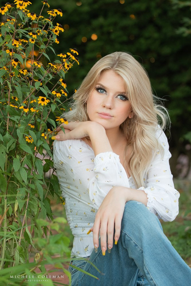 Senior Portrait Session with Lacey - Michele Coleman Photography