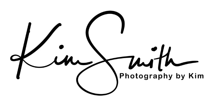Photography by Kim Logo