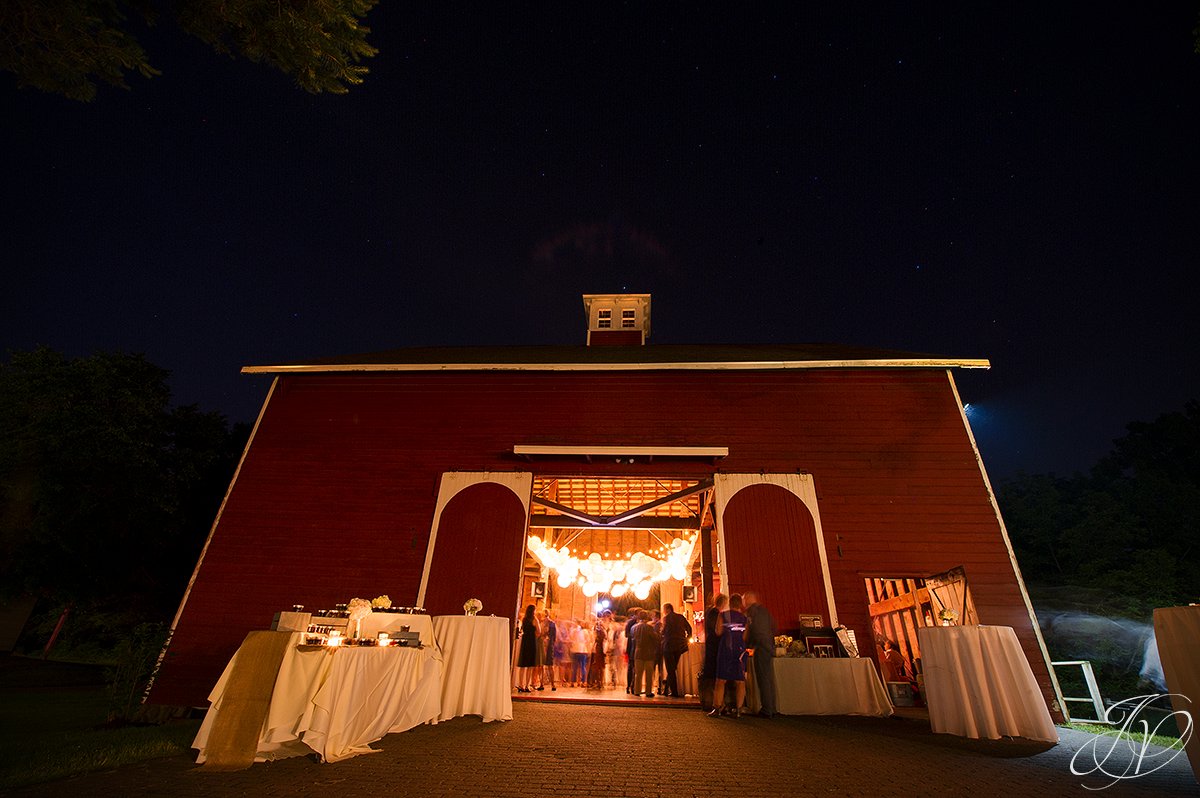 pruyn house wedding reception photo, pruyn house barns at night, outdoor reception photo, outside reception detail photos, pruyn house wedding, albany wedding photography