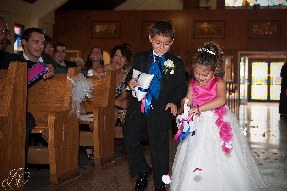 wedding ceramony photo, church and flowers photo, Schenectady Wedding Photographer, Waters Edge Lighthouse