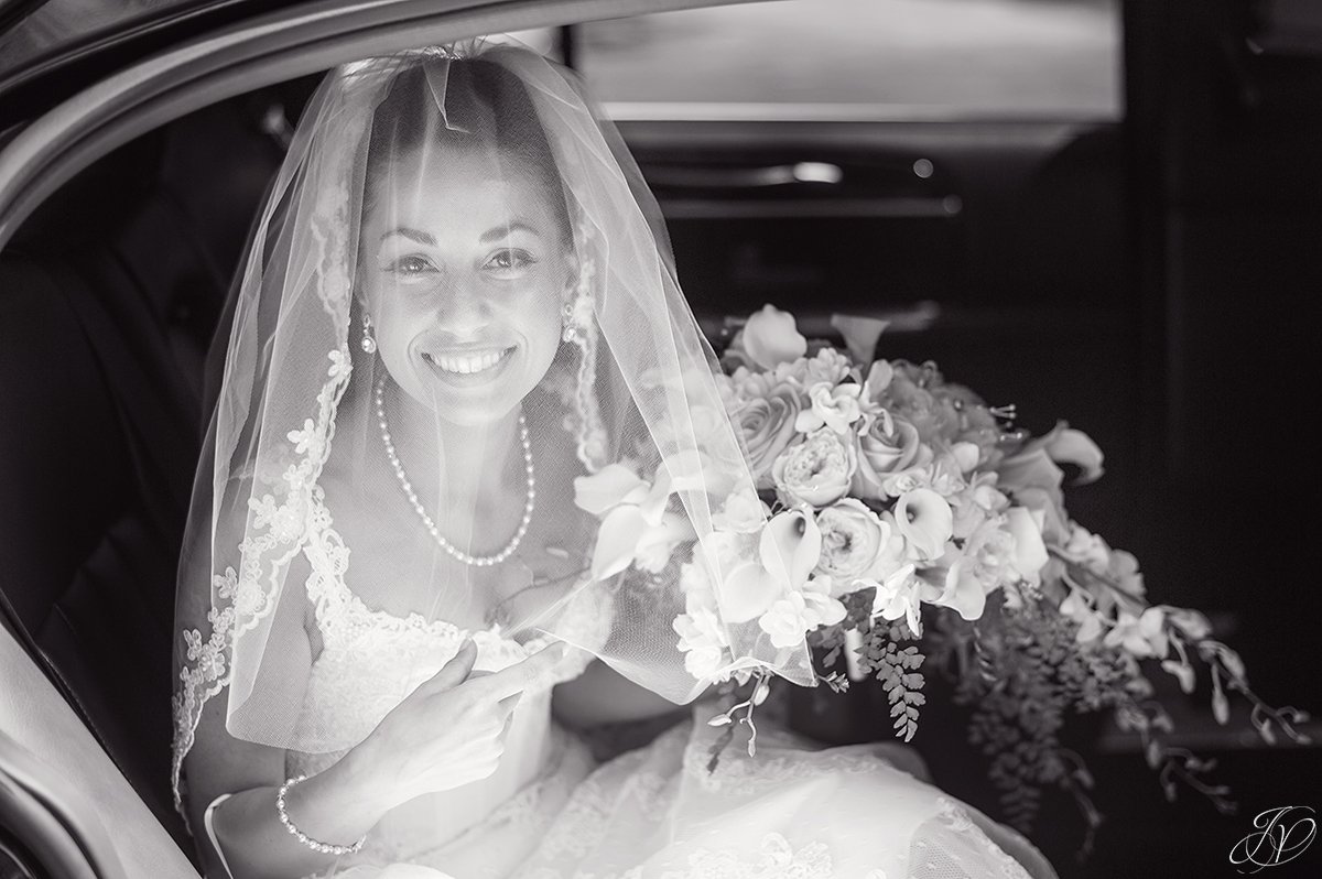 black and white of bride with veil, albany wedding photographer