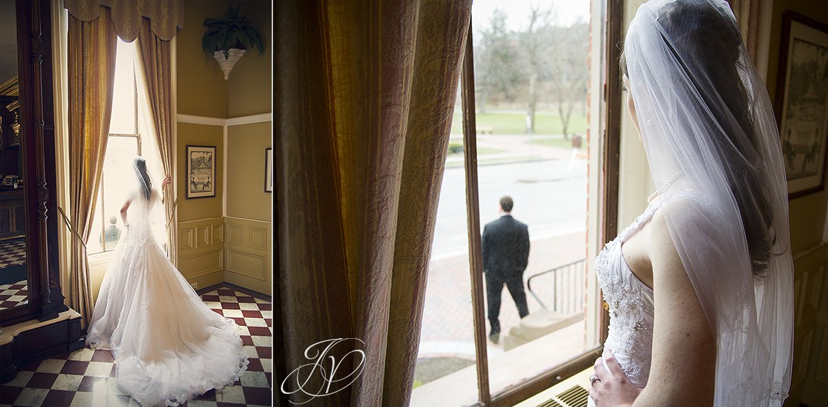 first look photo, first look photos, The Canfield Casino wedding, Saratoga Wedding Photographer, happy bride photo, bride looking out window at groom