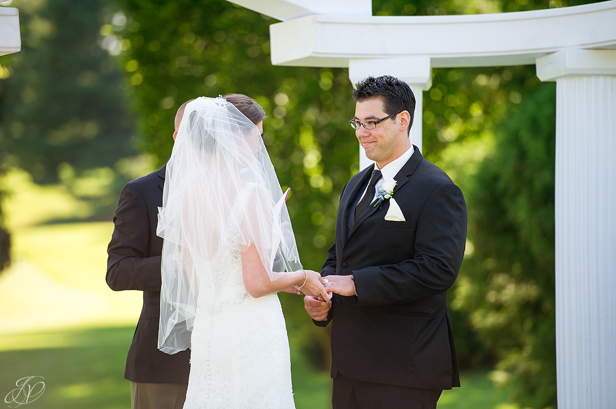 wedding ceremony at Shenandoah valley golf club