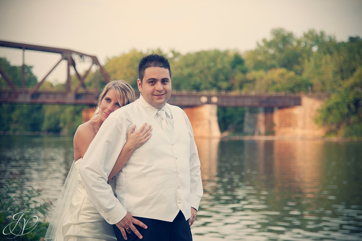 Waters Edge Lighthouse, schenectady rose garden, Schenectady Wedding Photographer, bride and groom mohawk river