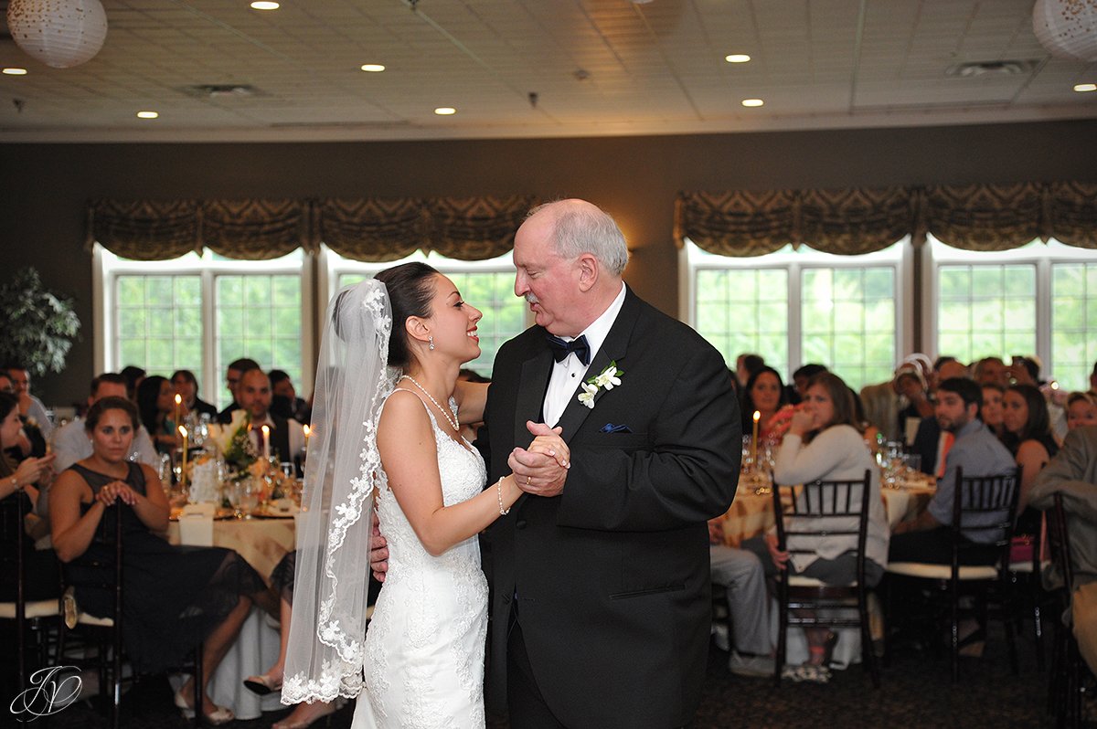 father daughter dance at reception