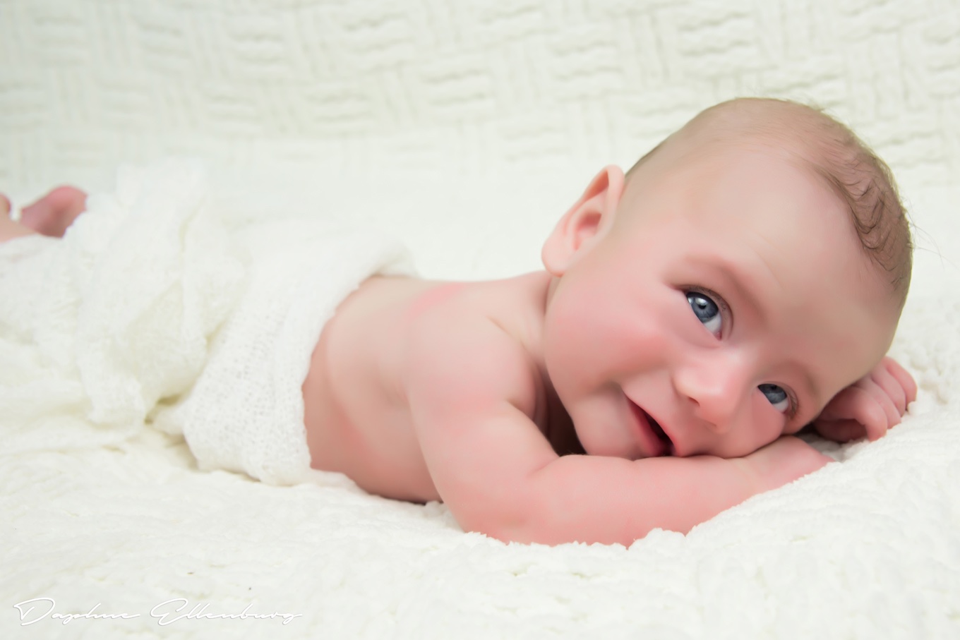 Big Blue Eyed Newborn Ellenburg Photography 