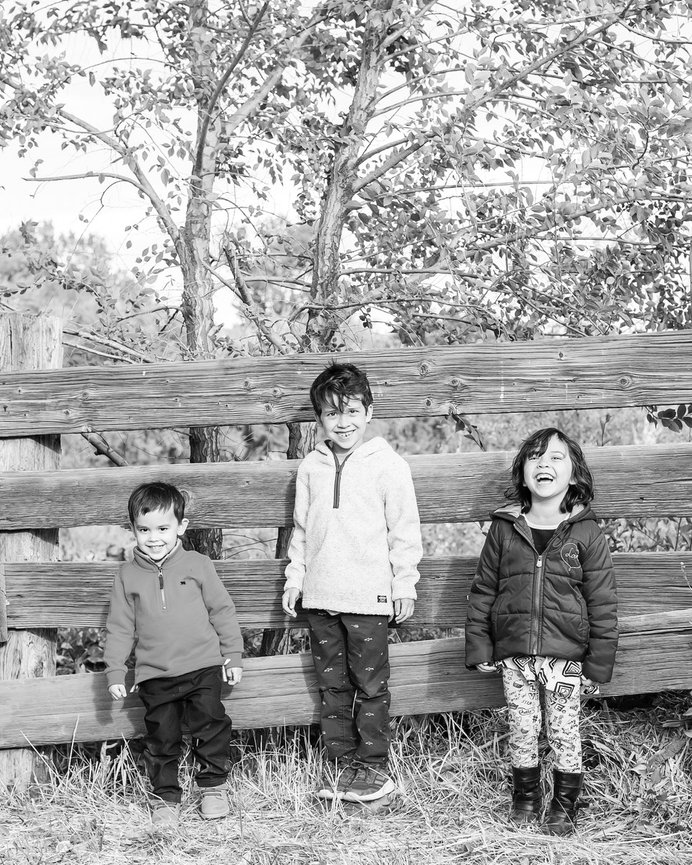 Client feedback for Midori Joy Photography in Sparks, NV, highlighting a friendly experience with Boutique Portrait Photography & Joy-Filled School Photos.
