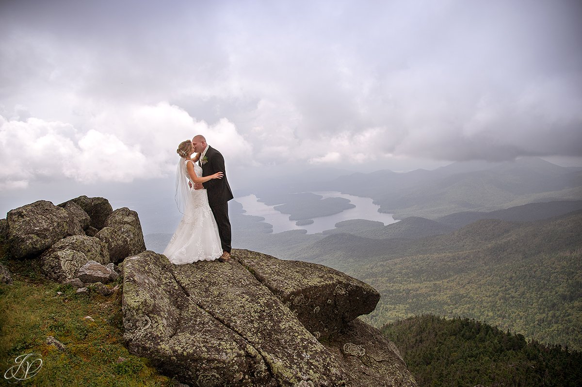 bride and groom whiteface mountain