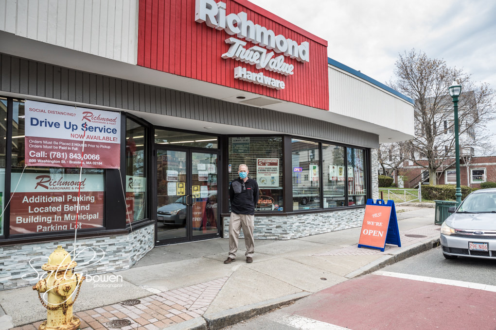 Richmond Hardware and Paint Sally Bowen Photography