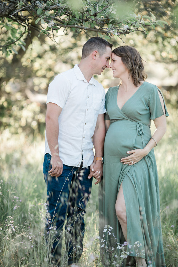 Maternity Portraits Sebastopol Sonoma County Ca, taken by Sheila Johnson of Studio J Photography