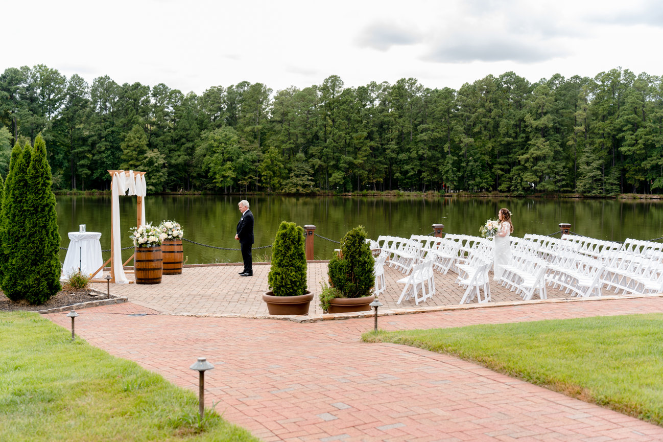 Angus Barn Pavilion Wedding Photos by Michelle Gunton Photography, image size:1298x865