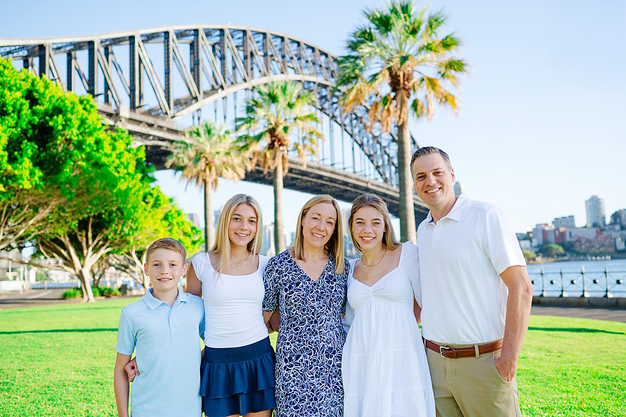 Family with Sydney Opera House