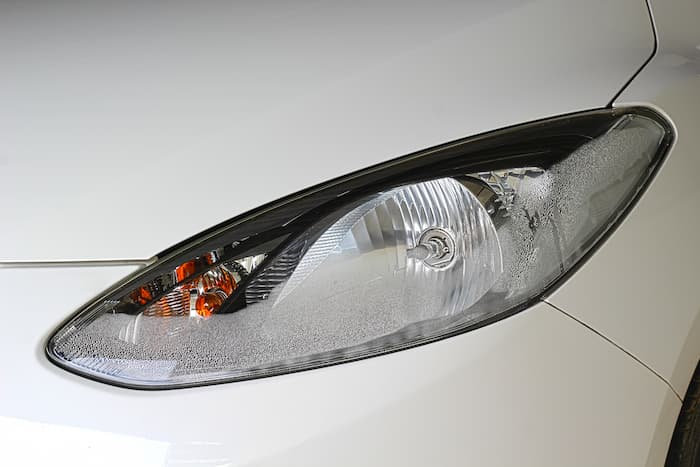 How to Get Moisture Out of Headlights - Fresh Headlights
