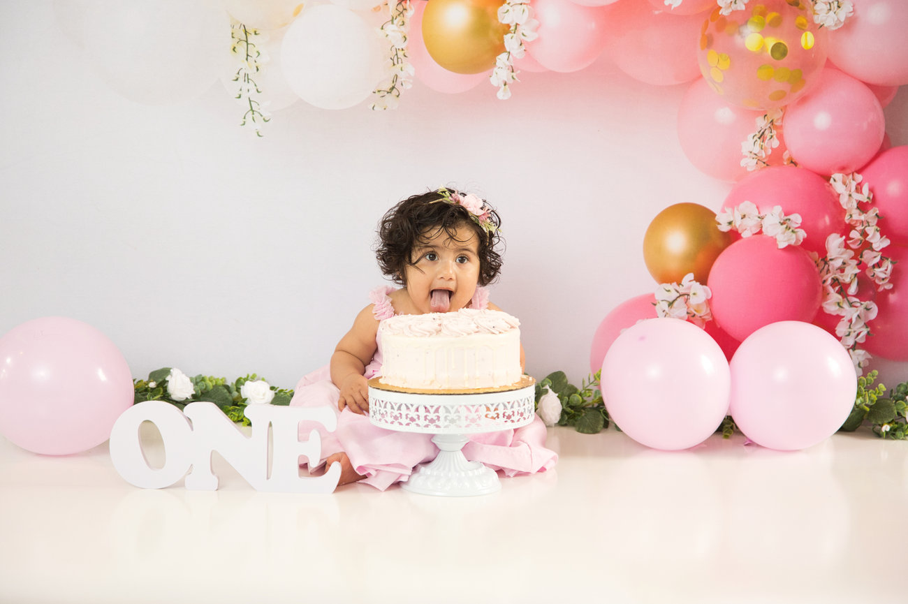 Kids Cake Smash 1st Birthday Pink Balloons Backdrop Baby Party Background  Chid Portrait Toys Decorations Girl Floral Photostudio