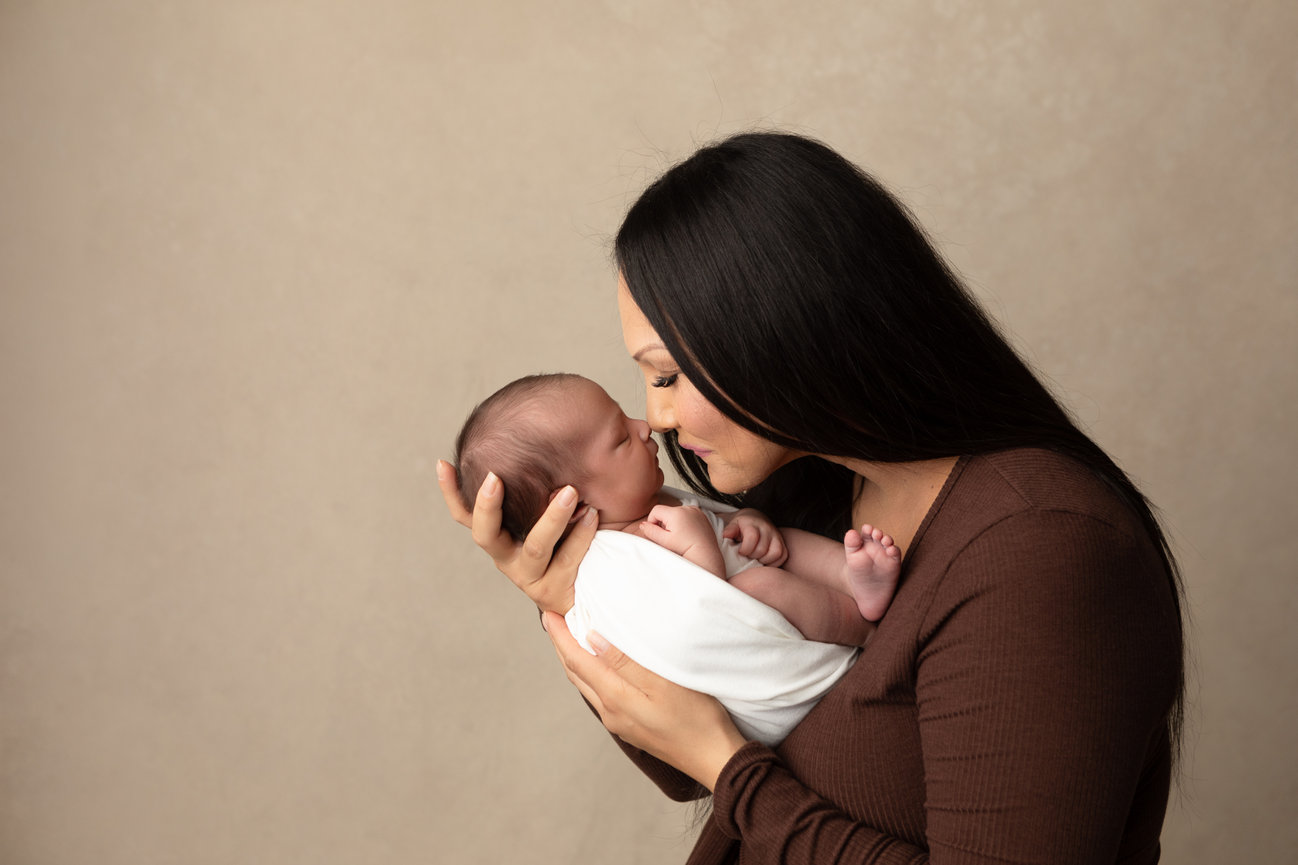 lake elsinore newborn photographer,lake elsinore maternity photoshoot, lake elsinore photography, lake elsinore newborn photographer, lake elsinore newborn photography, lake elsinore baby photographer,