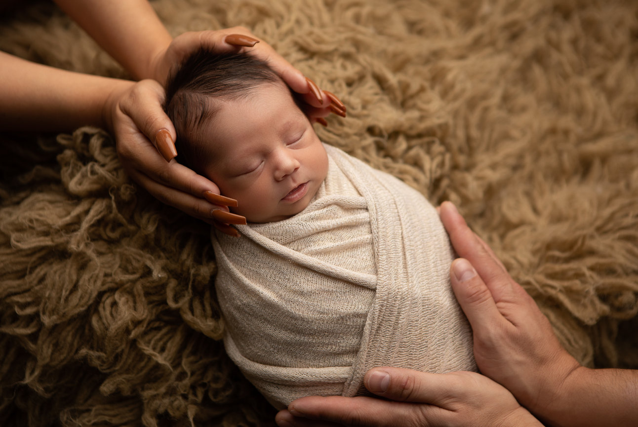 moreno valley newborn photography, moreno valley family photographer, moreno valley baby photos, moval newborn photos, moval newborn pictures,