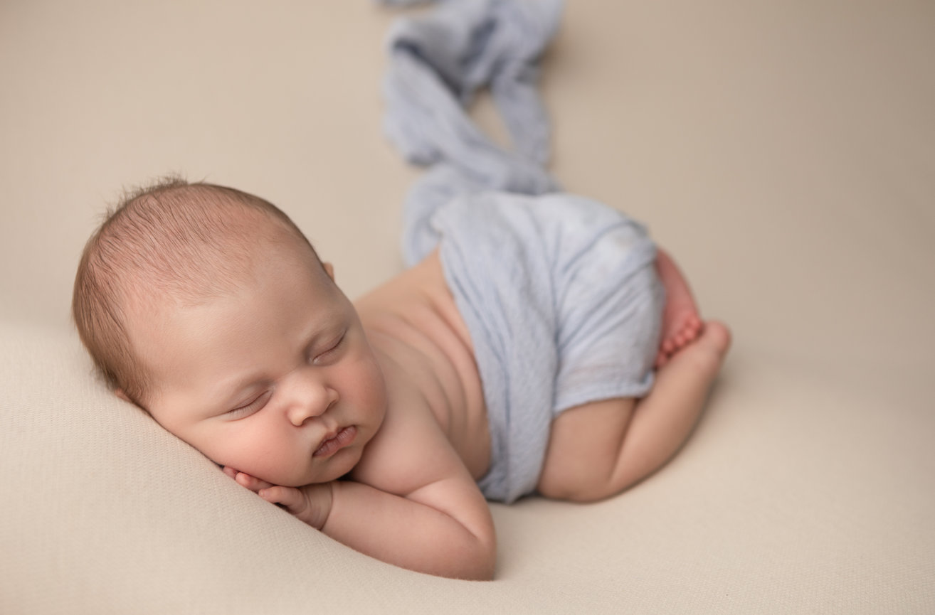 moreno valley newborn photographer,moreno valley newborn photographer, moreno valley newborn photography,  moreno valley baby photos, moreno valley maternity photography, moreno valley family portraits,