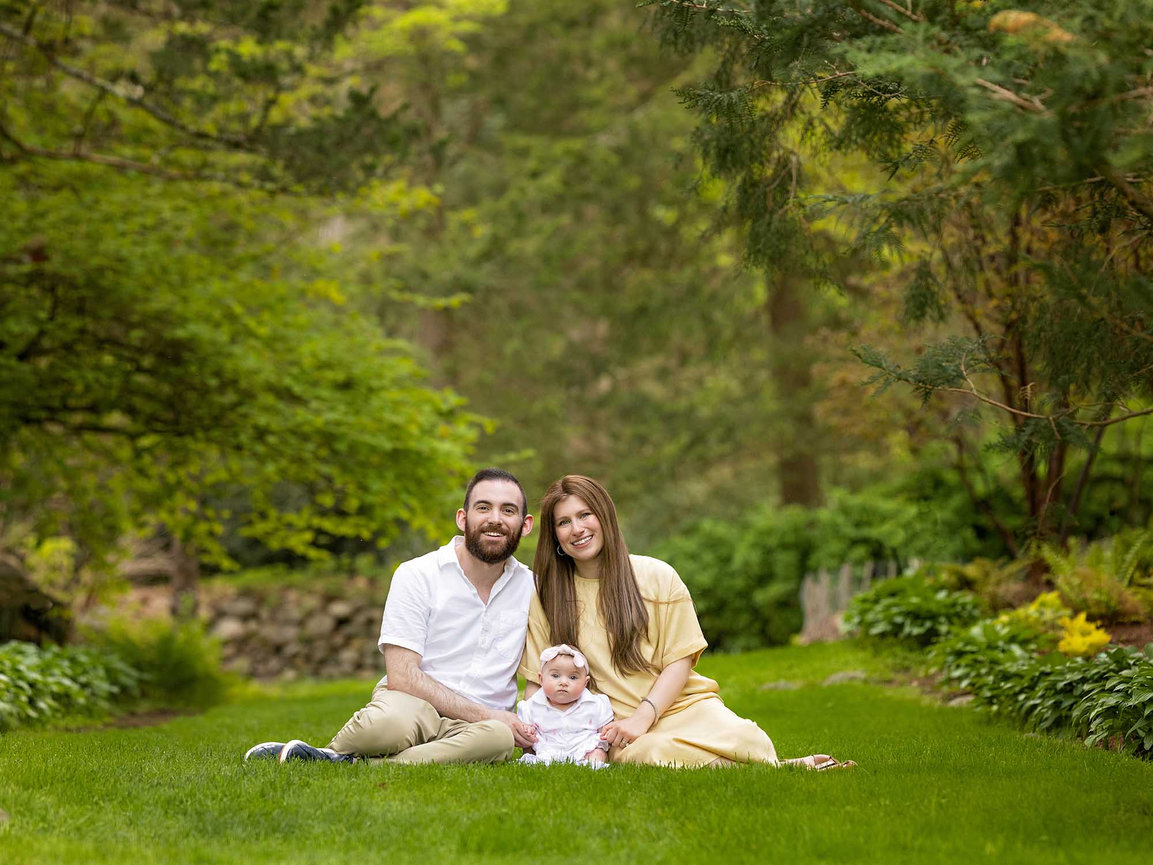 connecticut family photography, family portraits, family photographer near me Waterbury CT
