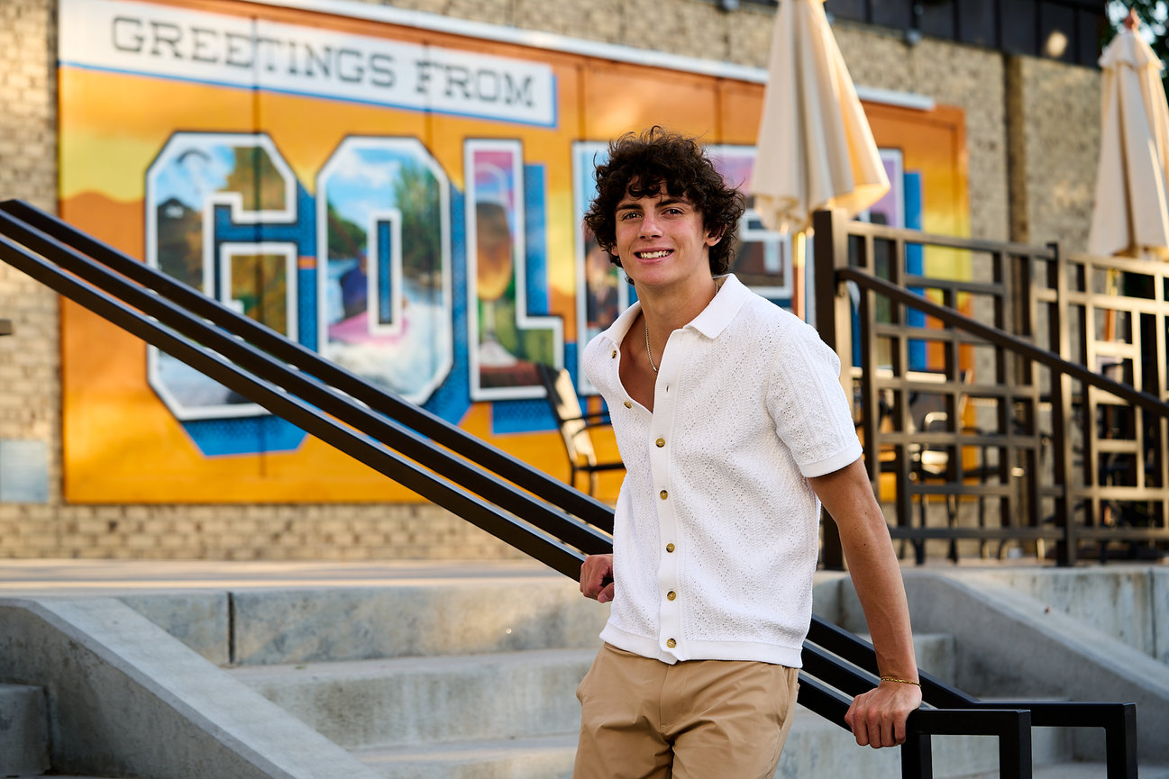 Stunning senior portraits in Golden, Colorado by Photo Conscious