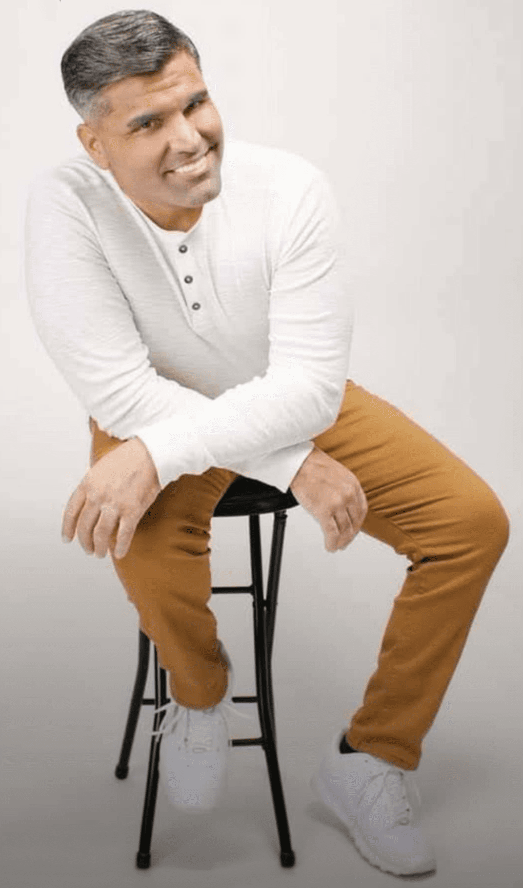 Darin Farraro - Red Models & Talent