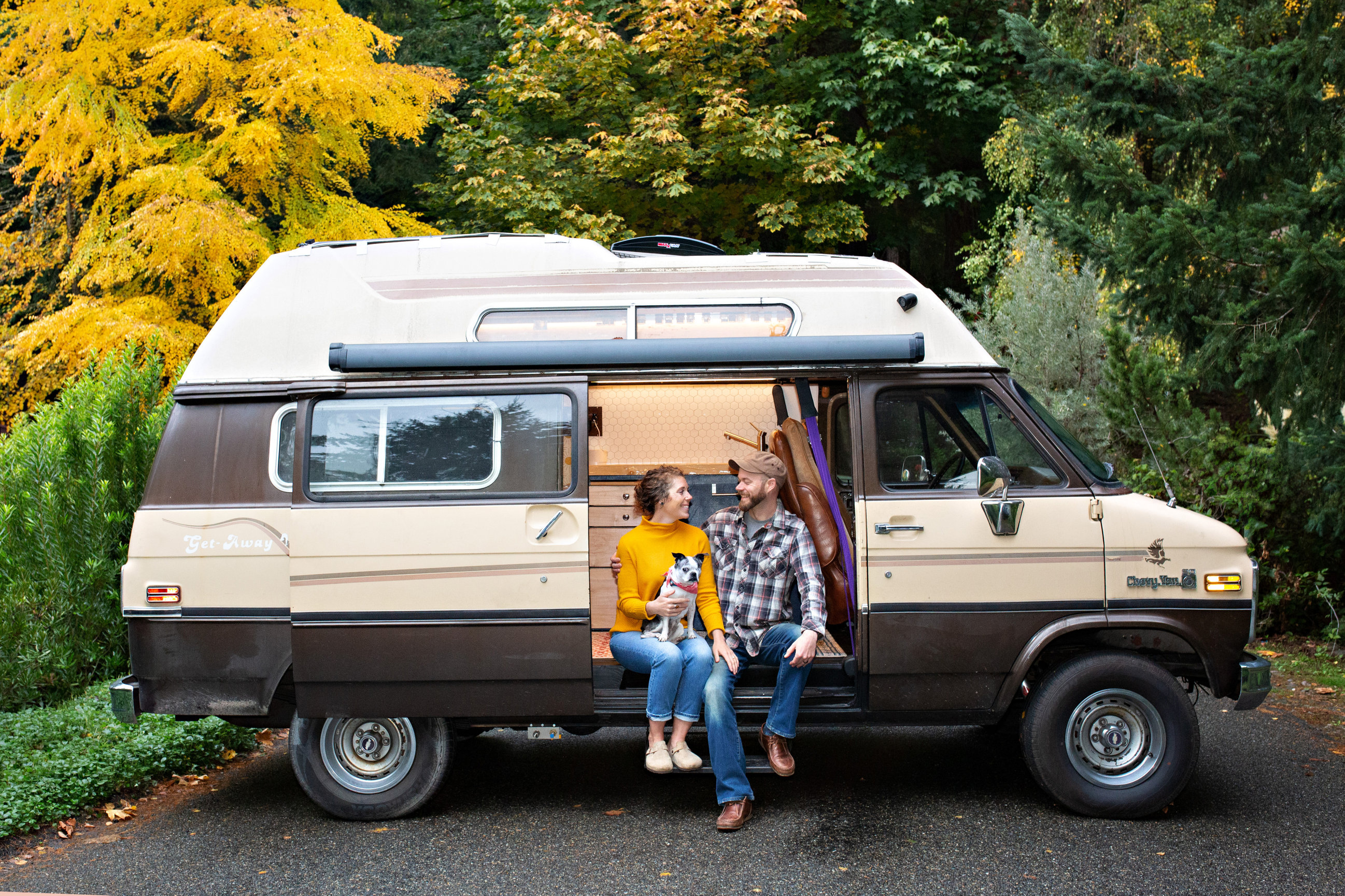 Aliza and Tyler's Van Life anniversary portraits Starr Photography