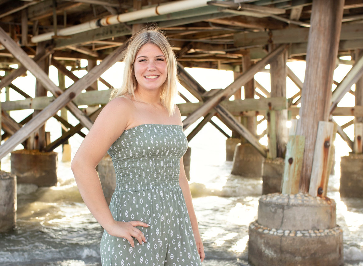 Destination Beach senior portrait of high school senior girl taken by Angie Vincent at Heart to Art Photography