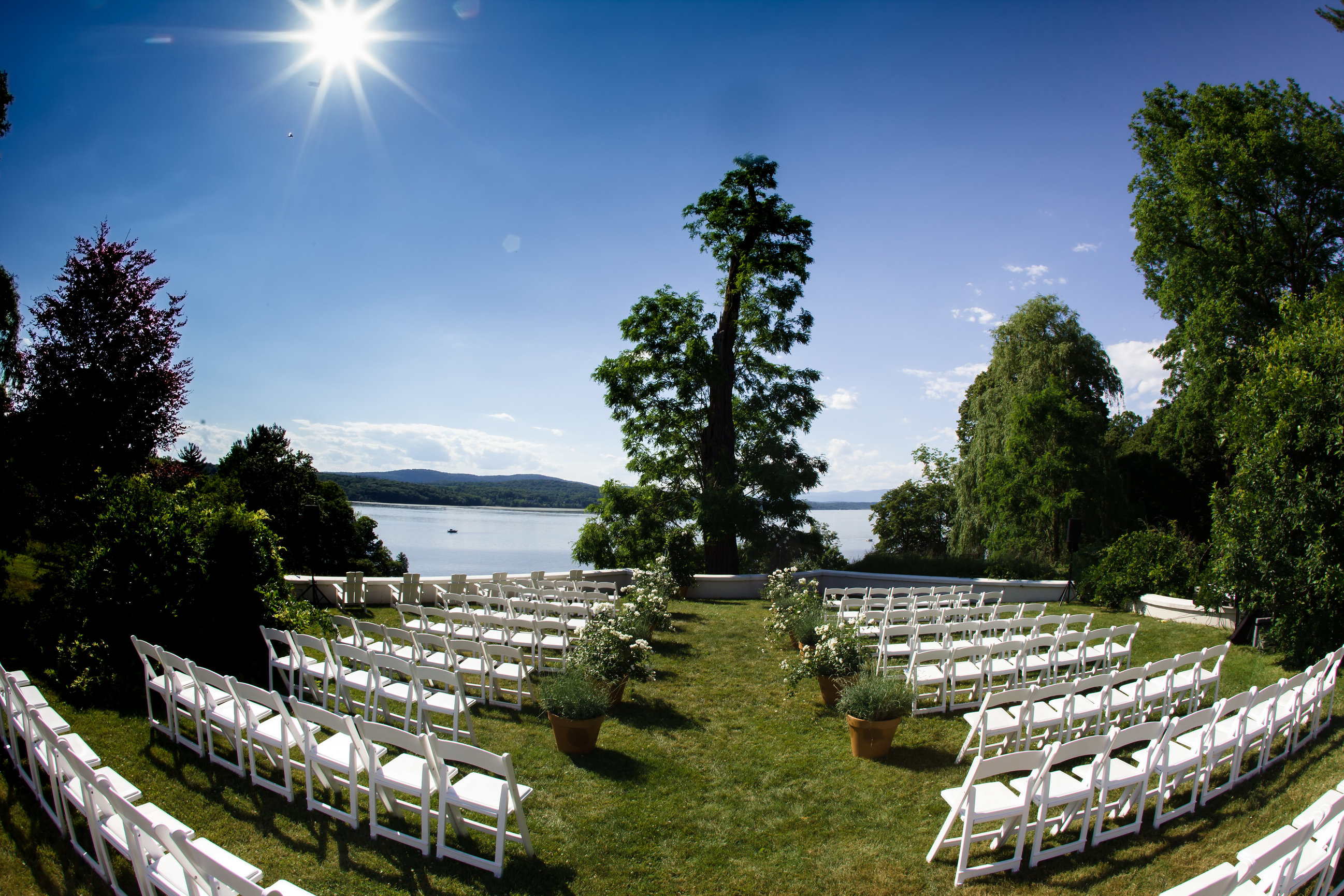 Top 5 Wedding Venues with Hudson River Views picked by 4 Eyes