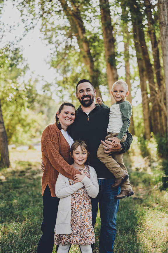 Idaho Family Photographer, Salmon Idaho Photographer, Idaho Family of Five, Idaho Family Pictures